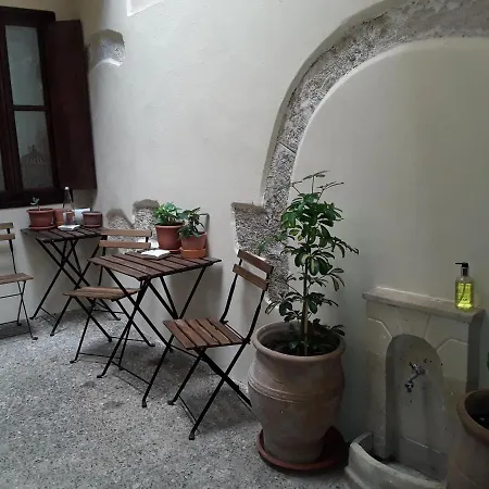 Loggia Traditional * Rethymno (Crete)