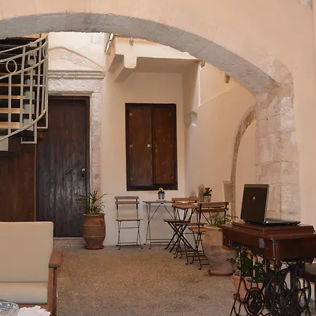 Loggia Traditional Rethymno (Crete)